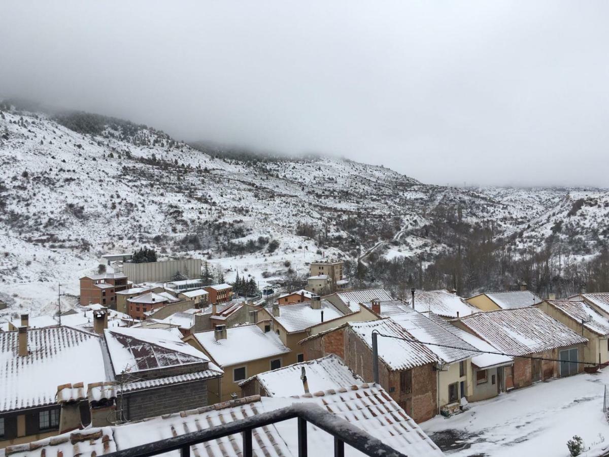 Apartamento San Mateo Camarena de la Sierra Kültér fotó